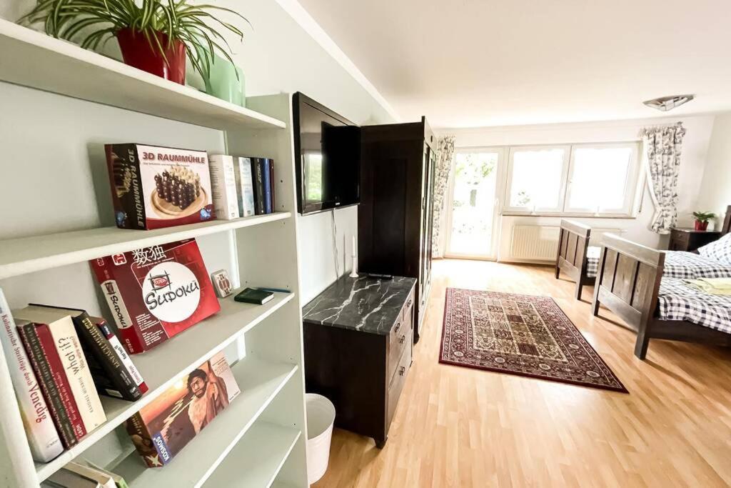 Apartment Am Auensee Mit Grosser Terrasse & Privat-Parkplatz Leipzig Eksteriør bilde
